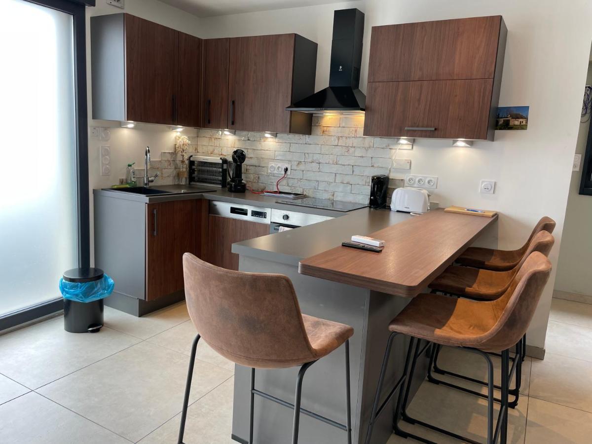 Ferienwohnung Studio Loft Du Lac Avec Terrasse Avec Vue Sur Le Lac Et La Motte Vaivre-et-Montoille Exterior foto